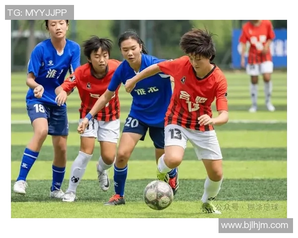 女孩足球的崛起与挑战：探索女性在足球领域的奋斗与梦想